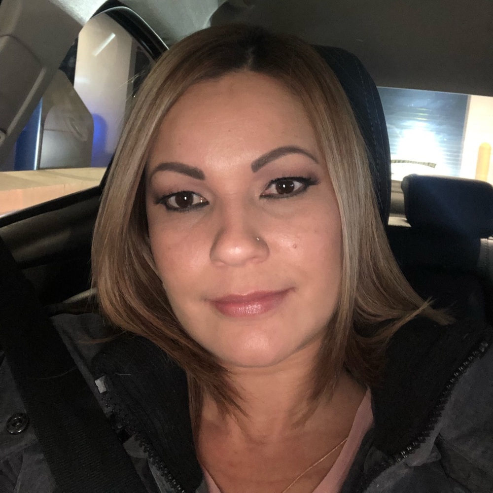 Meet your Posher, Raquel